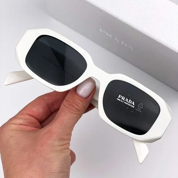 🔥  Prada PR17WS 1425S0 Sunglasses Ivory White Dark Gray Rectangle Unisex - Picture 2 of 10